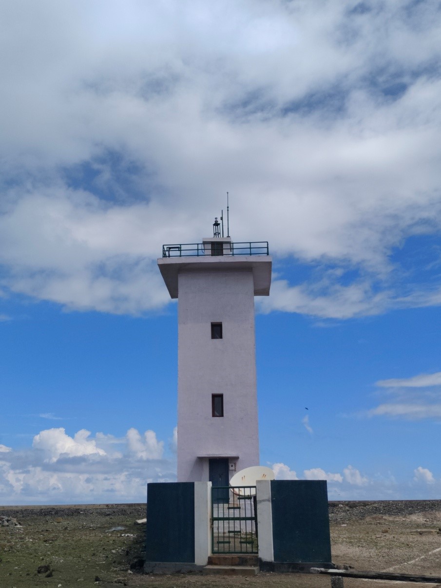 KILTAN-LIGHTHOUSE-(NORTH)