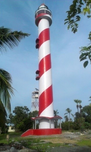 Sacramento-Lighthouse
