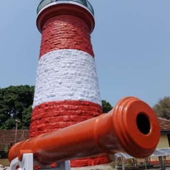 The-Oyster-Rocks-lighthouse